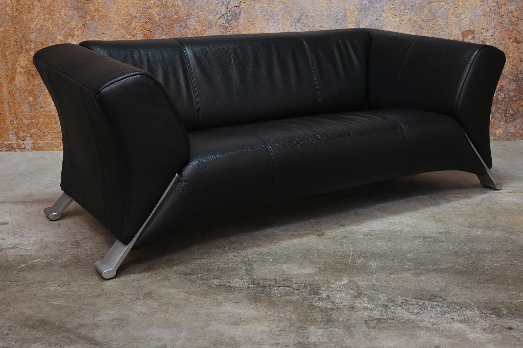 ZGANieuw zwarte leren Rolf Benz 322 design bank, 150 tot 200 cm, Tweepersoons, 75 tot 100 cm, Zo goed als nieuw
