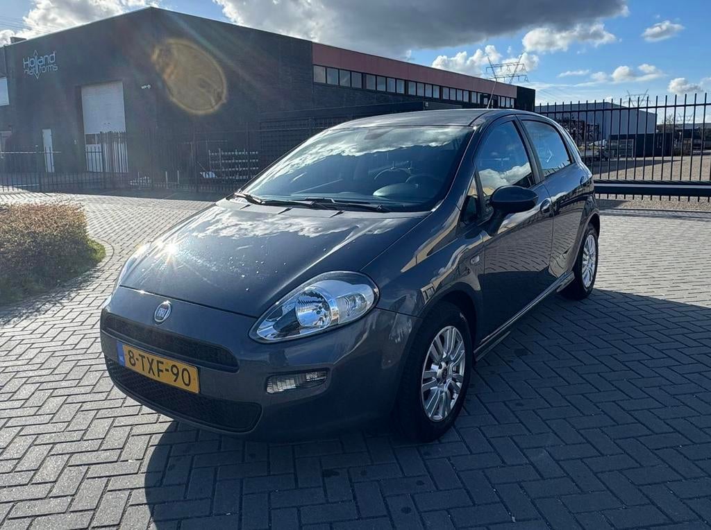 Fiat Punto Evo 0.9 Twinair Street 5 Deurs 2014 Nwe APK Airco, Auto's, Fiat, Voorwielaandrijving, 101 pk, Zwart, 49 €/maand
