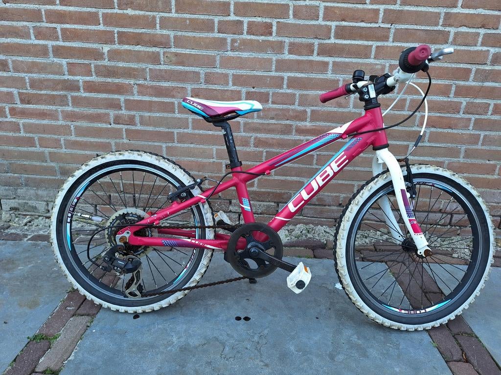 Leuke Cube meidenfiets 20 inch, Fietsen en Brommers, Fietsen | Meisjes, Ophalen of Verzenden, 20 inch, Versnellingen