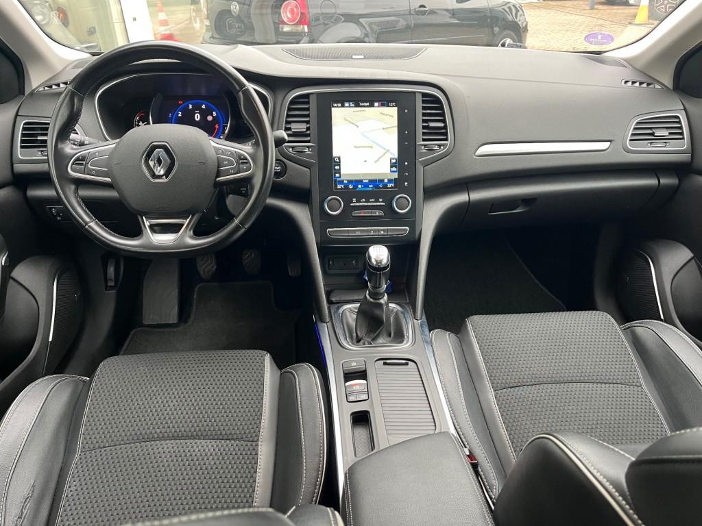 Renault MEGANE 1.3 TCe Bose Clima Cruise PDC Carplay, Gebruikt, Euro 6, 4 cilinders, 1650 kg