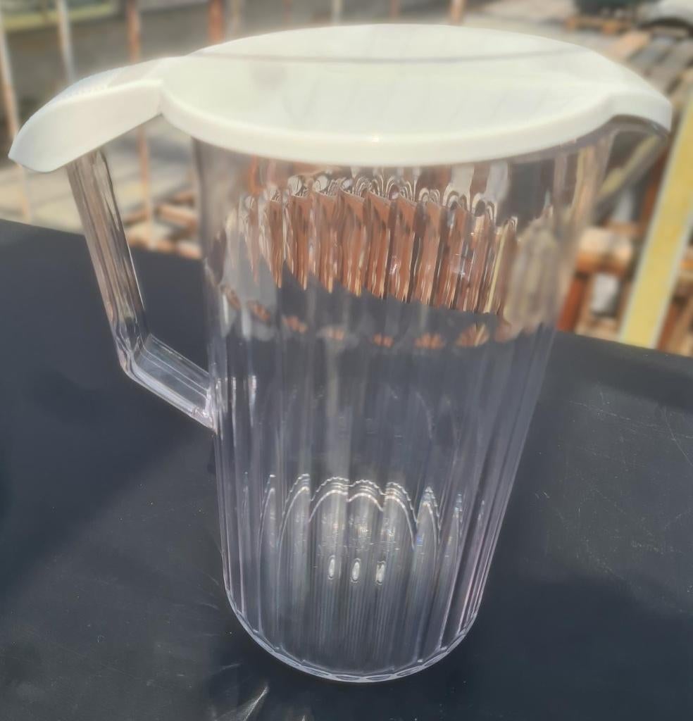 14 x Schenkkan met deksel + 7 pitchers, Ophalen, Zo goed als nieuw