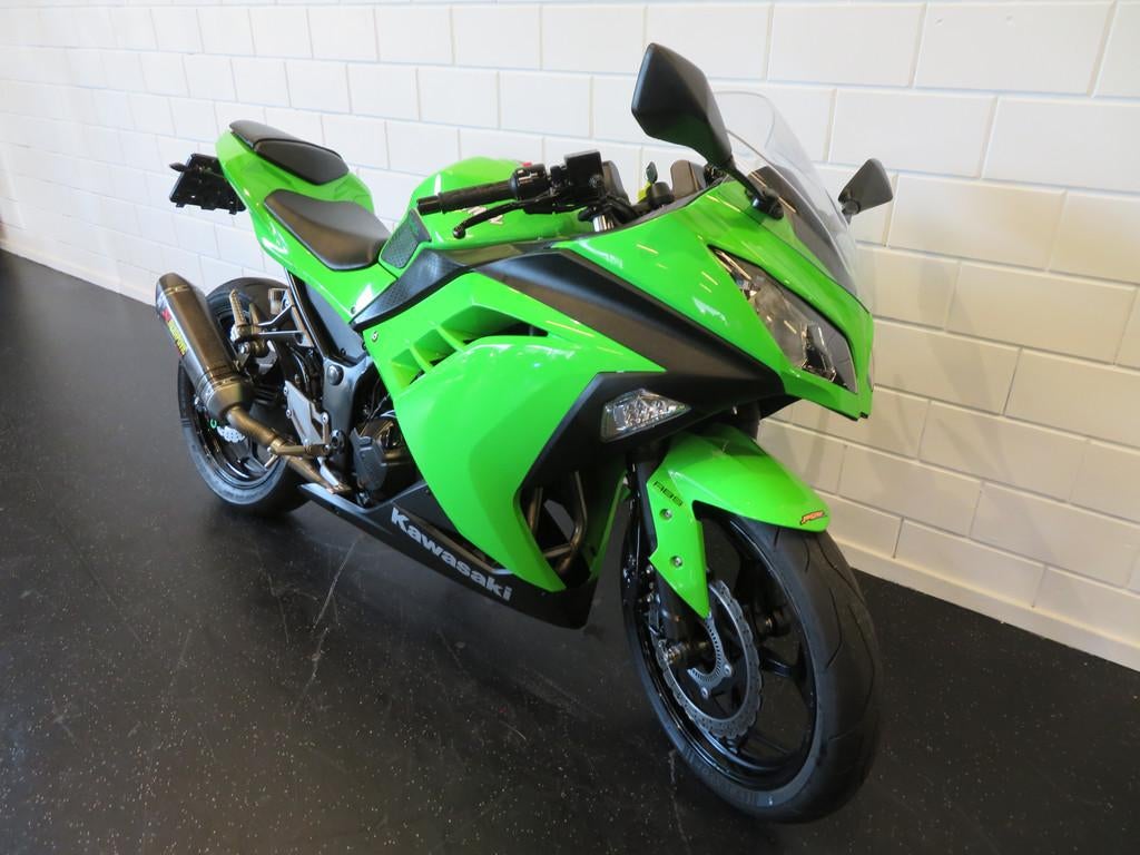 Kawasaki NINJA 300 ABS PEFECTE STAAT! (bj 2016) - foto 2