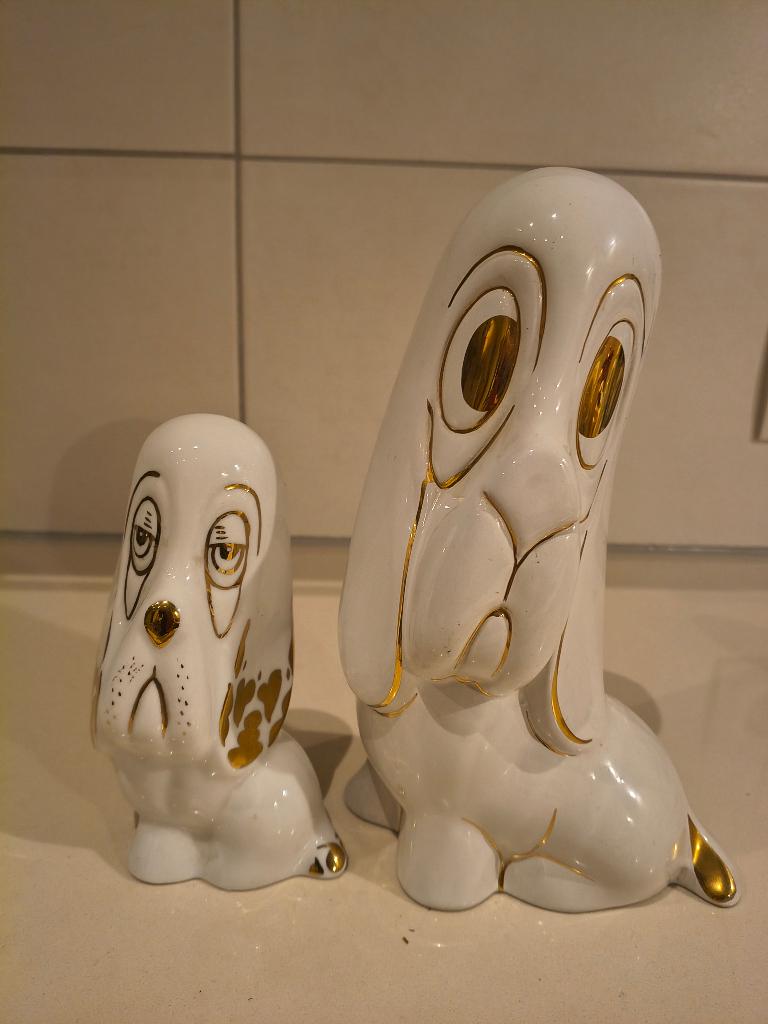 Droopy hond, Basset Hound, vintage wit /goud, Verzamelen, Beelden en Beeldjes, Ophalen of Verzenden, Zo goed als nieuw, Dier