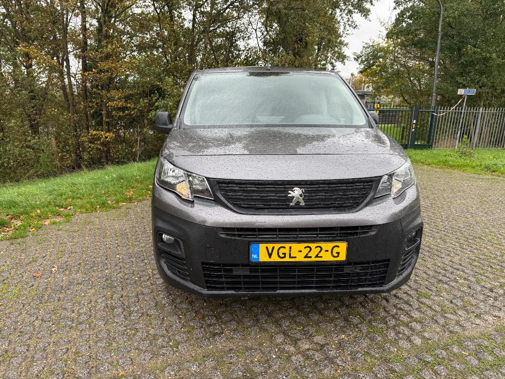Peugeot Partner 1.5 Bluehdi 100pk 650kg 3-zits 2020 Grijs, Voorwielaandrijving, 1295 kg, 4 cilinders, Bedrijf