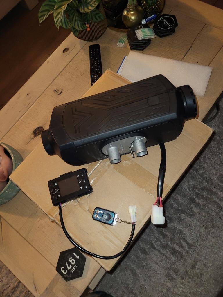 Diesel kachel 2kw nieuw in doos, Ophalen of Verzenden, Nieuw, Motor en Techniek, Zeilboot of Motorboot