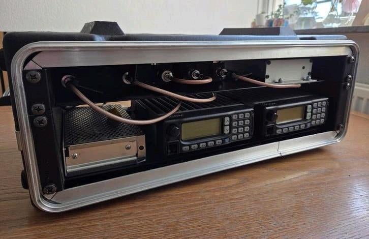 Icom VHF repeater (3-HE), Ophalen of Verzenden