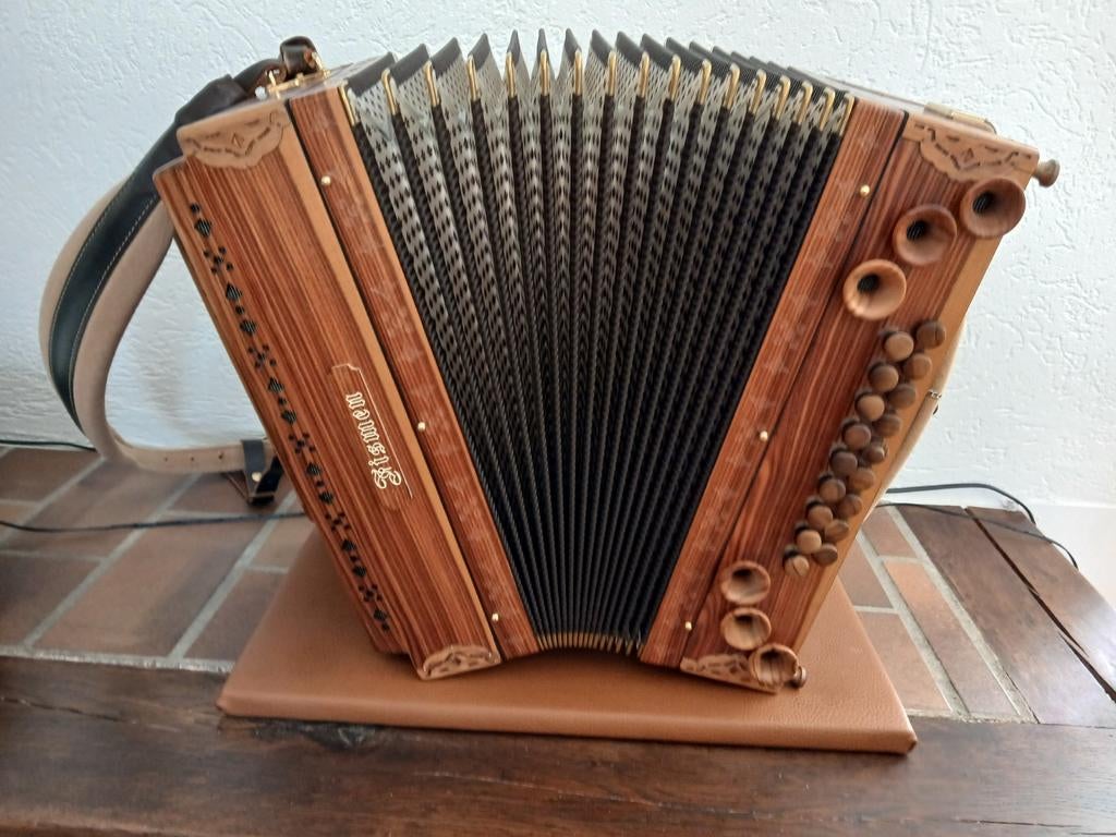 Steirische harmonika Fismen Natuur.GCFB., Muziek en Instrumenten, Ophalen of Verzenden, Gebruikt, Overige formaten, Overige merken