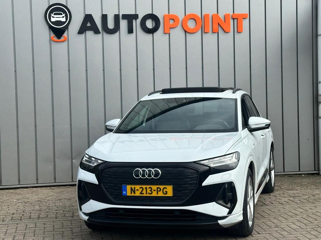 Audi Q4 e-tron 40 Launch edition S LINE Competition 77 kWh P, Automaat, Achterwielaandrijving, Gebruikt, Wit