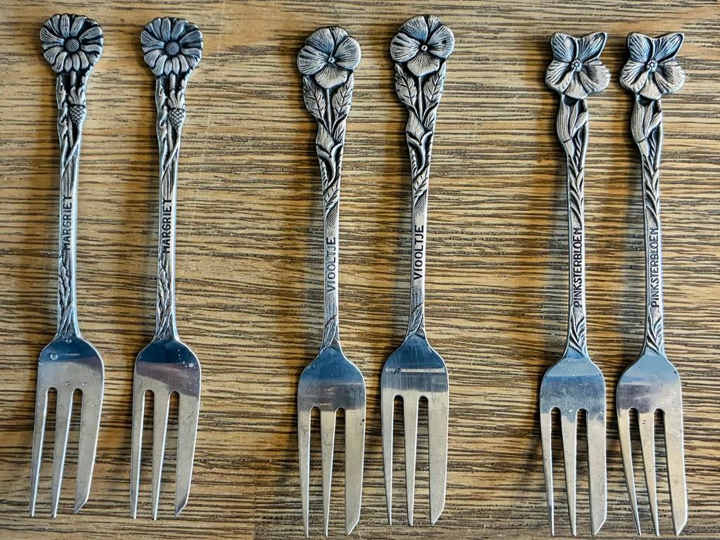 9 Antieke Zilveren Taartvorkjes 'Nederlandse Bloemen', Ophalen of Verzenden