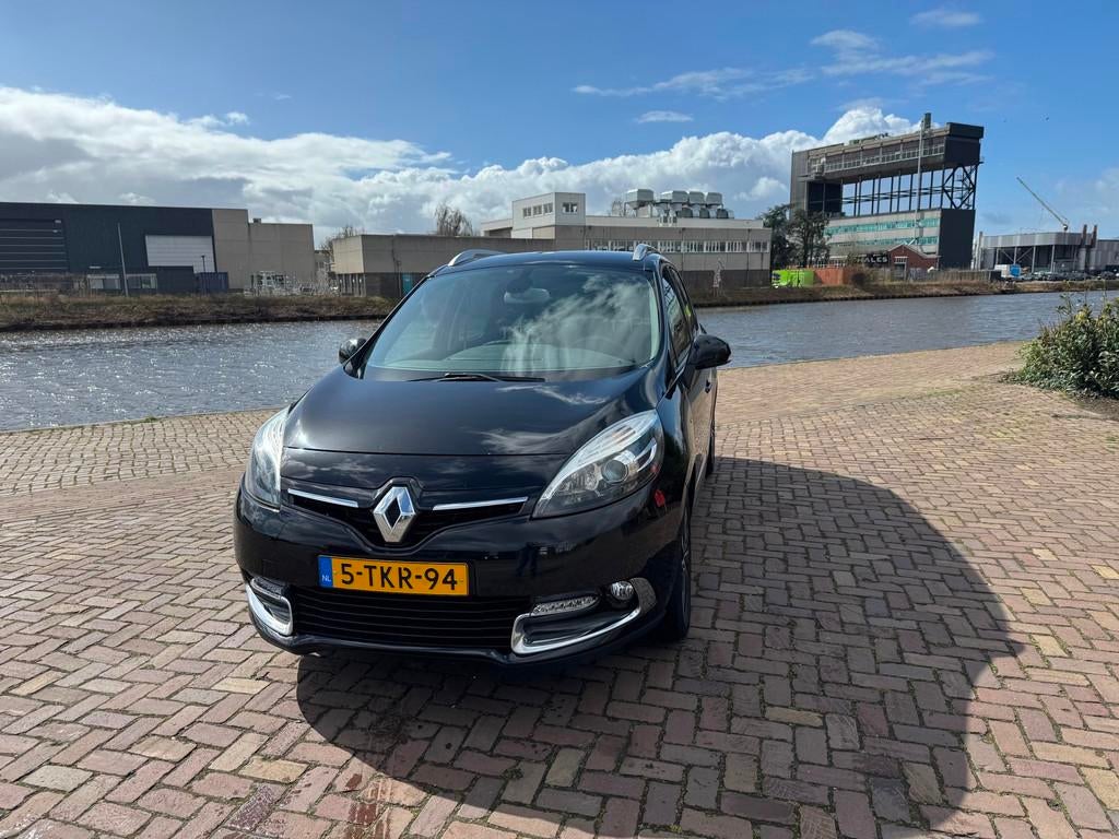 Renault Grand Scénic 1.2 TCe Bose, Auto's, Voorwielaandrijving, Euro 5, Gebruikt, Leder en Stof