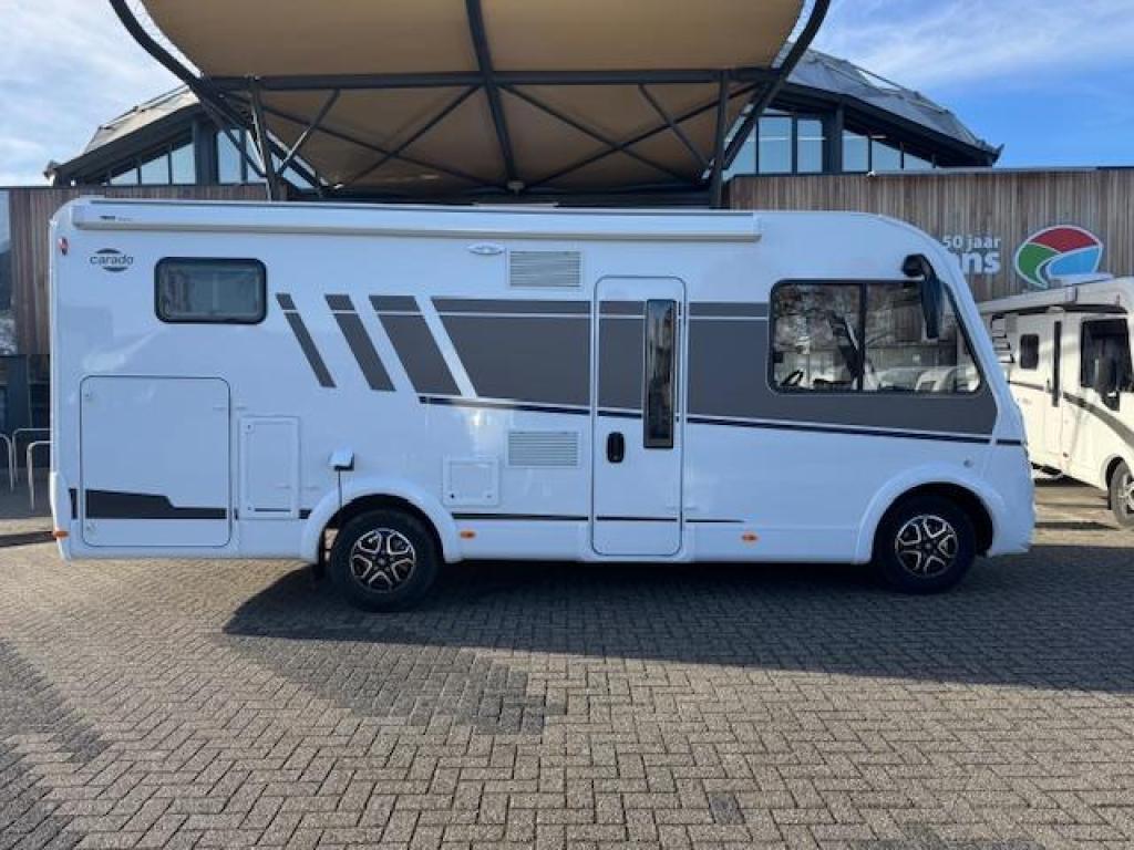 Carado I338 AUTOMAAT + ACTIEPRIJS, Caravans en Kamperen, Campers, Chemisch toilet, Standaard zit, Ringverwarming, Fiat