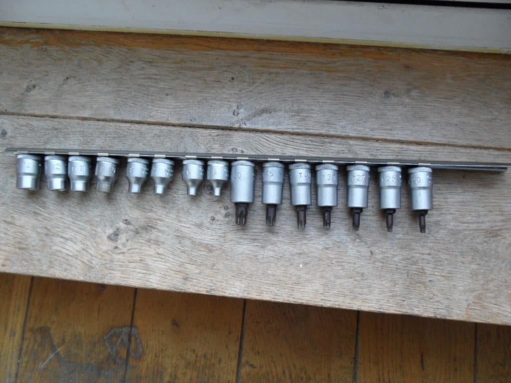 GEDORE ITX 30 TX-30 torx doppen in- uitwendig 3/8 15 st rail, Ophalen of Verzenden, Zo goed als nieuw