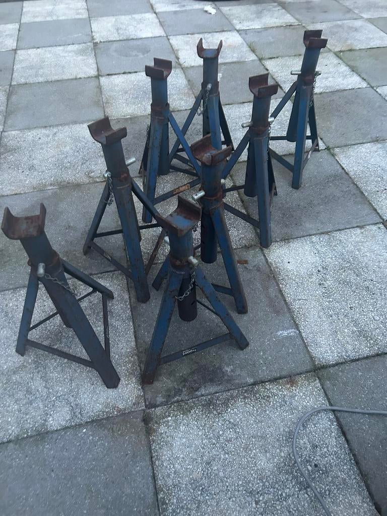 Assteunen, Ophalen, Zo goed als nieuw, Hydraulisch, Garagekrik