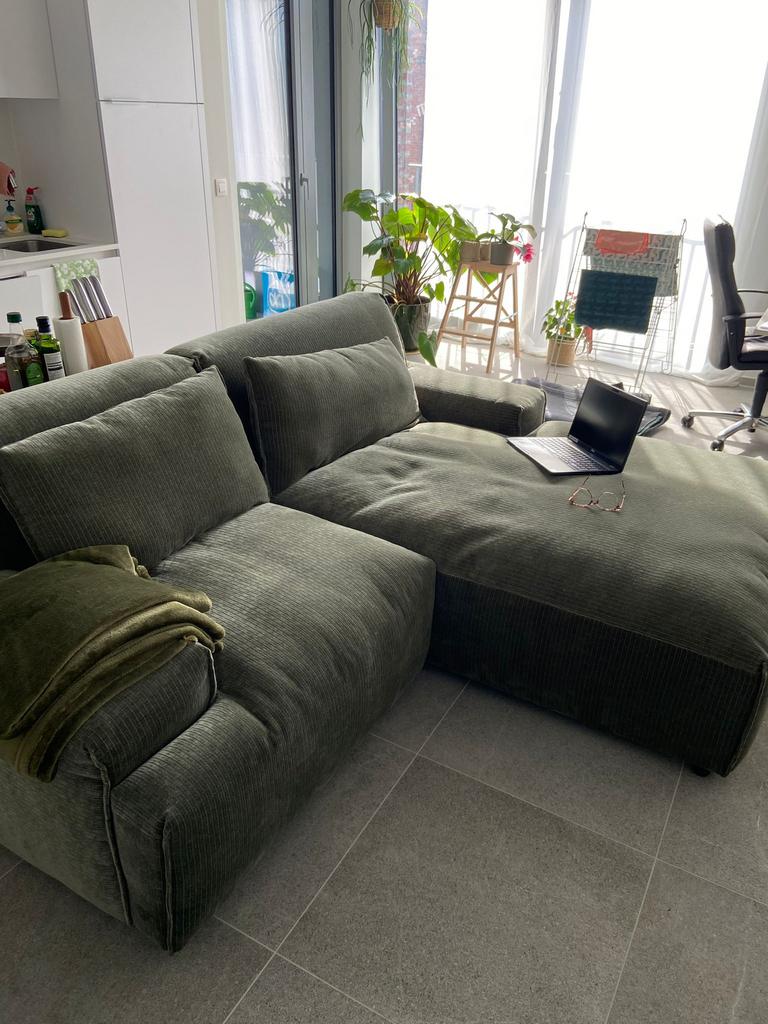 Prachtige bank groen, lichre rib, Ophalen, Zo goed als nieuw