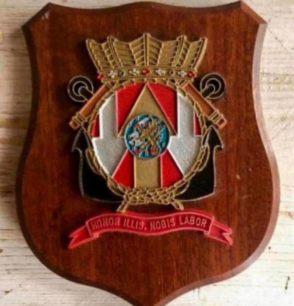 Marine Wapenschild DEBKM, Verzamelen, Verzenden, Marine, Nederland, Embleem of Badge