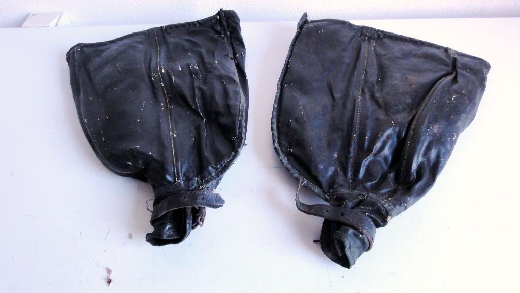 Legerspullen, riempjes, handenwarmers motor etc, Verzamelen, Militaria | Algemeen, Ophalen of Verzenden, Landmacht, Nederland