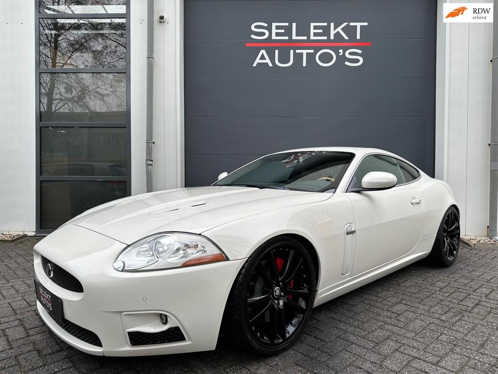 Jaguar XKR 4.2 V8 Coupé 416 Pk Supercharged Youngtimer Navi, Gebruikt, Wit, Bedrijf, Navigatiesysteem