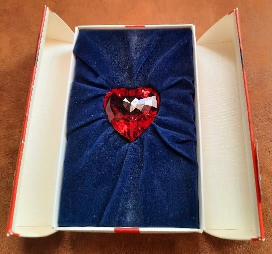 Swarovski harten rood wit en blauw, Ophalen of Verzenden, Zo goed als nieuw, Figuurtje