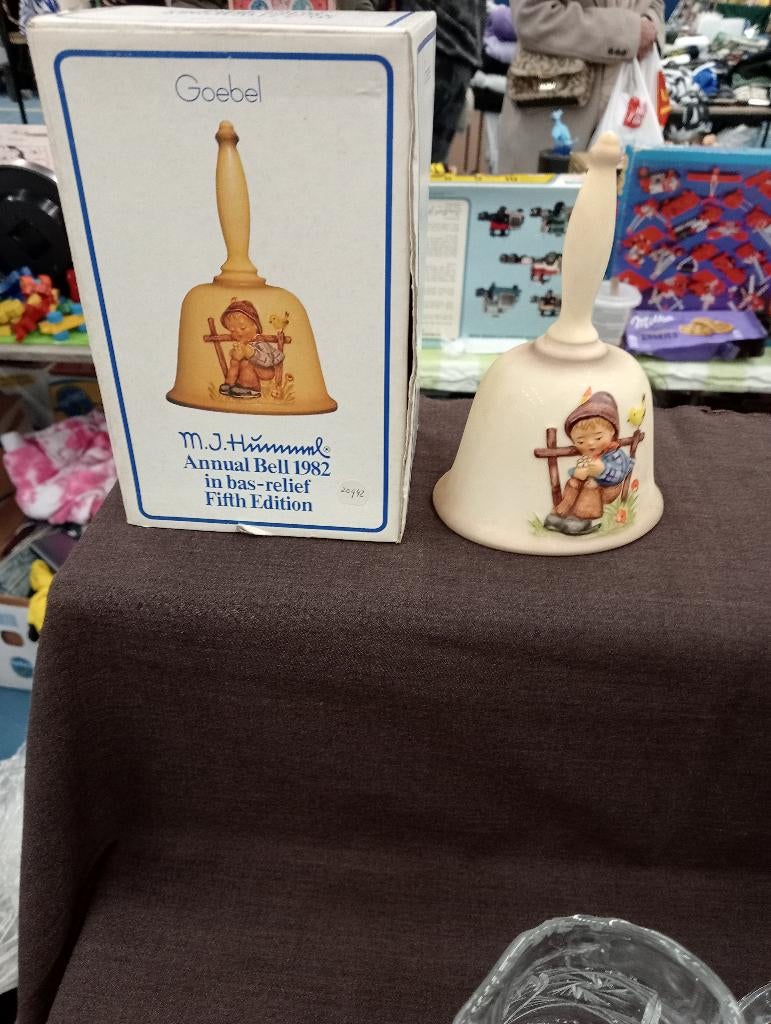 HUMMEL, Ophalen of Verzenden