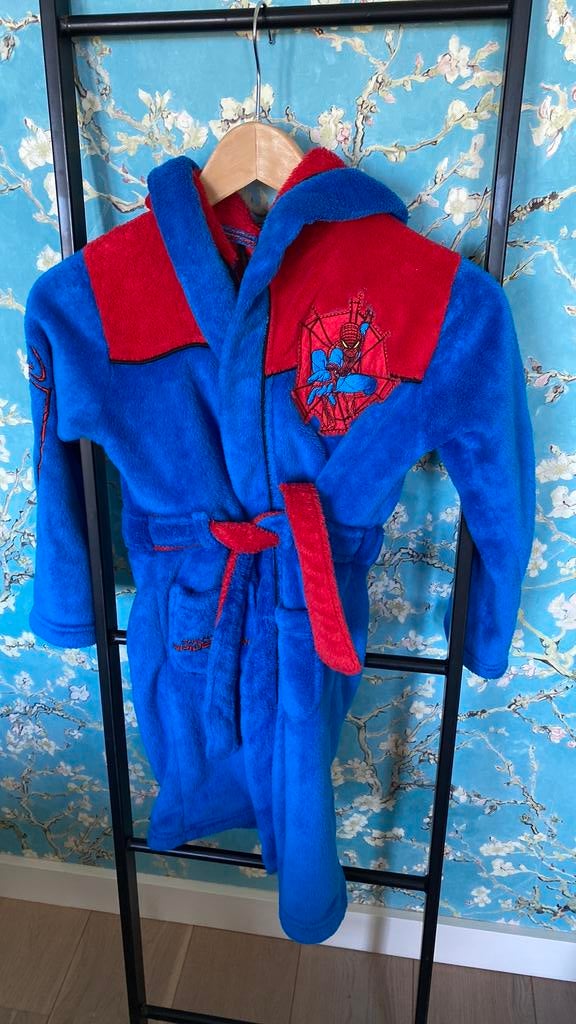 Badjas Disney Spider-Man maat 122-128, Ophalen, Zo goed als nieuw, Jongen of Meisje, Nacht- of Onderkleding