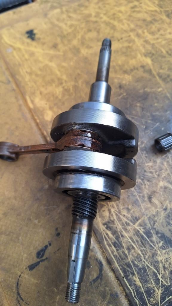 Peugeot vivacity viva city 2takt 50cc krukas met lager, Ophalen of Verzenden, Gebruikt, Blok, Peugeot