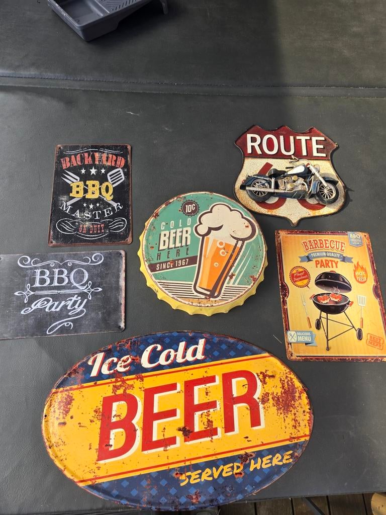 Diverse metalen borden - Vintage stijl wanddecoratie, Ophalen, Metaal, Gebruikt, Reclamebord