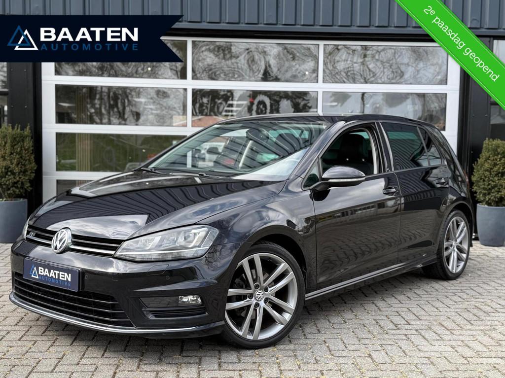 Volkswagen Golf 1.4 TSI R-line|DSG|Camera|Carplay|Massage, Auto's, 4 cilinders, 150 pk, Leder en Stof, Zwart