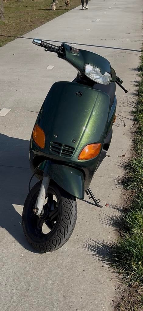 Piaggio zip type 3, Fietsen en Brommers, Scooters | Piaggio, Zo goed als nieuw, Zip, Benzine, Ophalen