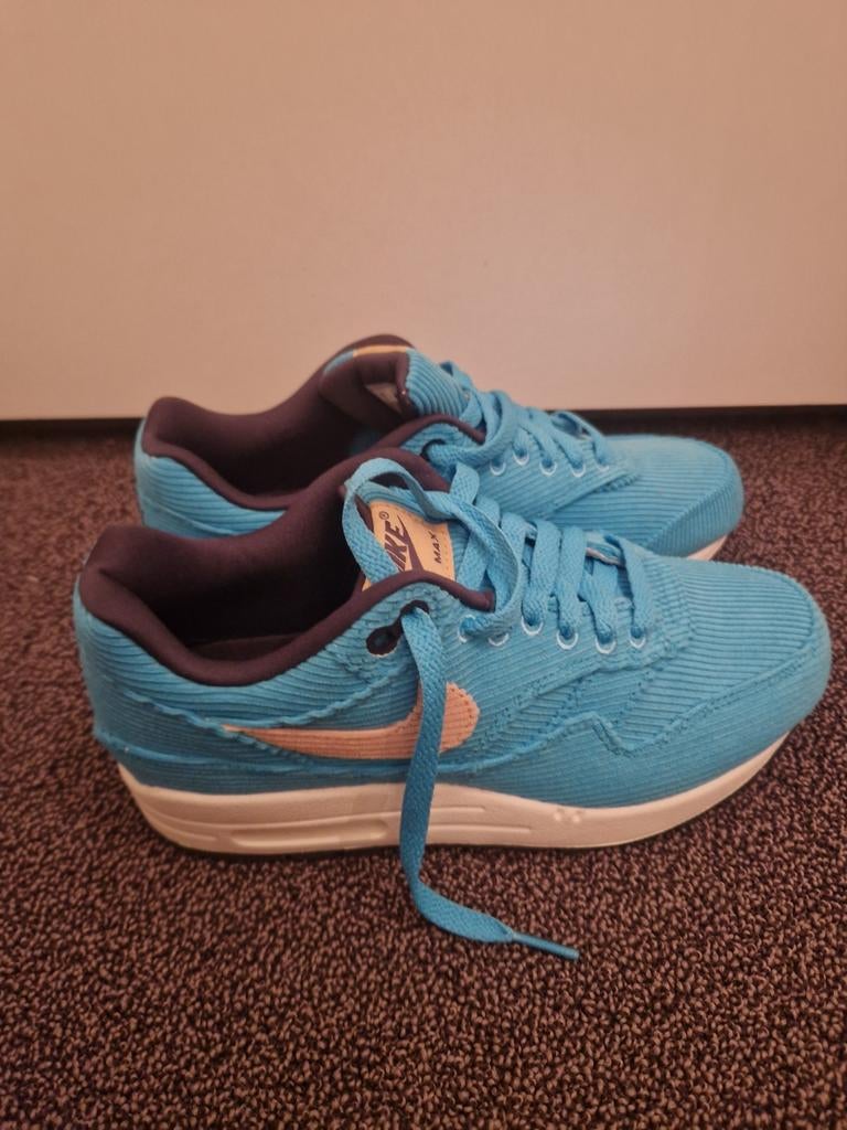 Nike Air Max 1 Corduroy 'Baltic Blue' - Maat 37,5, Blauw, Nike, Nieuw, Ophalen of Verzenden
