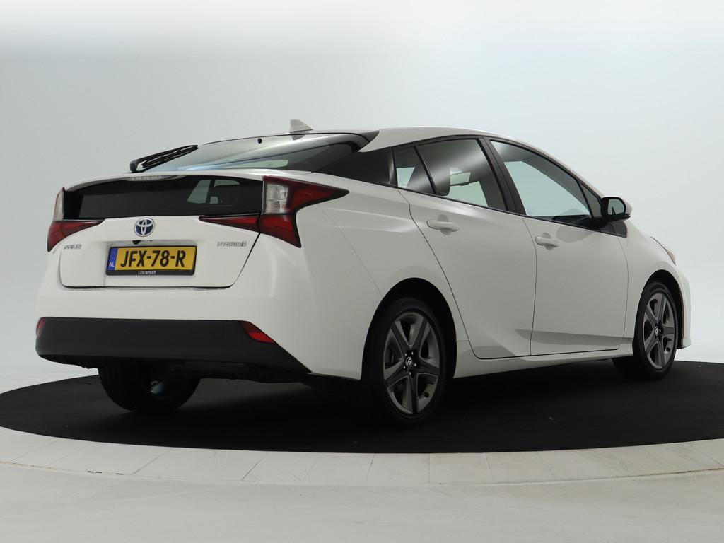 Toyota Prius 1.8 Hybrid First Edition | Navigatie | JBL | To, 12 maanden, Stof, Bedrijf, Hybride Elektrisch/Benzine