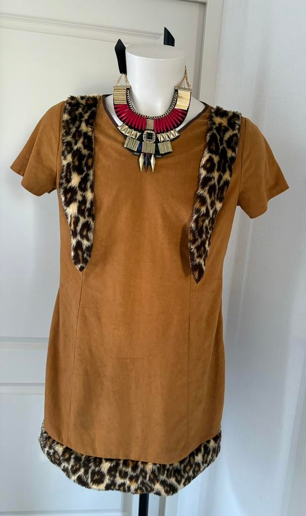 Indianen Jurk Maat 44 met Nieuwe ketting Carnaval Feest, Kleding | Dames, Carnavalskleding en Feestkleding, Ophalen of Verzenden