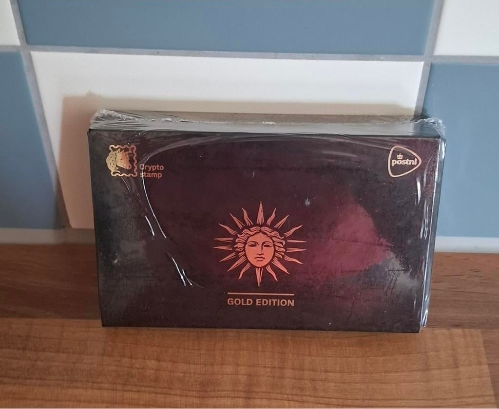 NL crypto stamp 4 gold edition helios, Ophalen of Verzenden, Goud