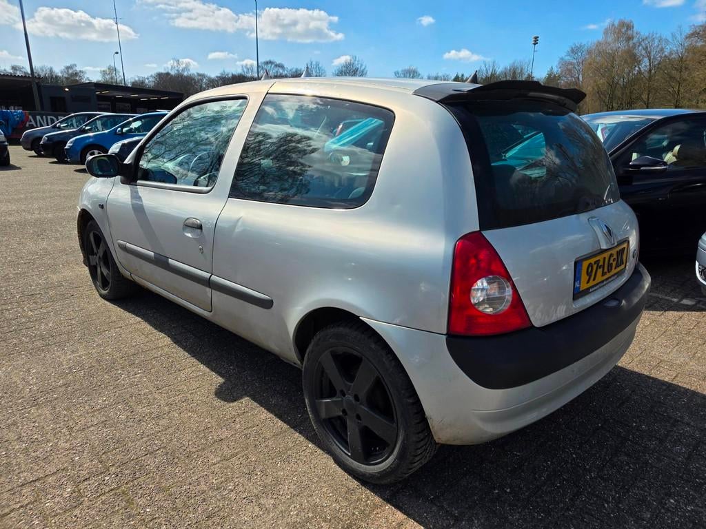Renault Clio 1.6-16V Dynamique LOOP/sloop/EXPORT, Voorwielaandrijving, 970 kg, 535 kg, 4 cilinders