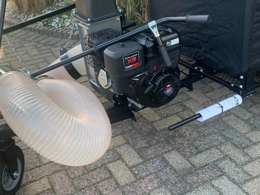 BTP Bladzuiger Jansen LS-700, trekdissel, loofzuiger op kar, Gebruikt, BTP