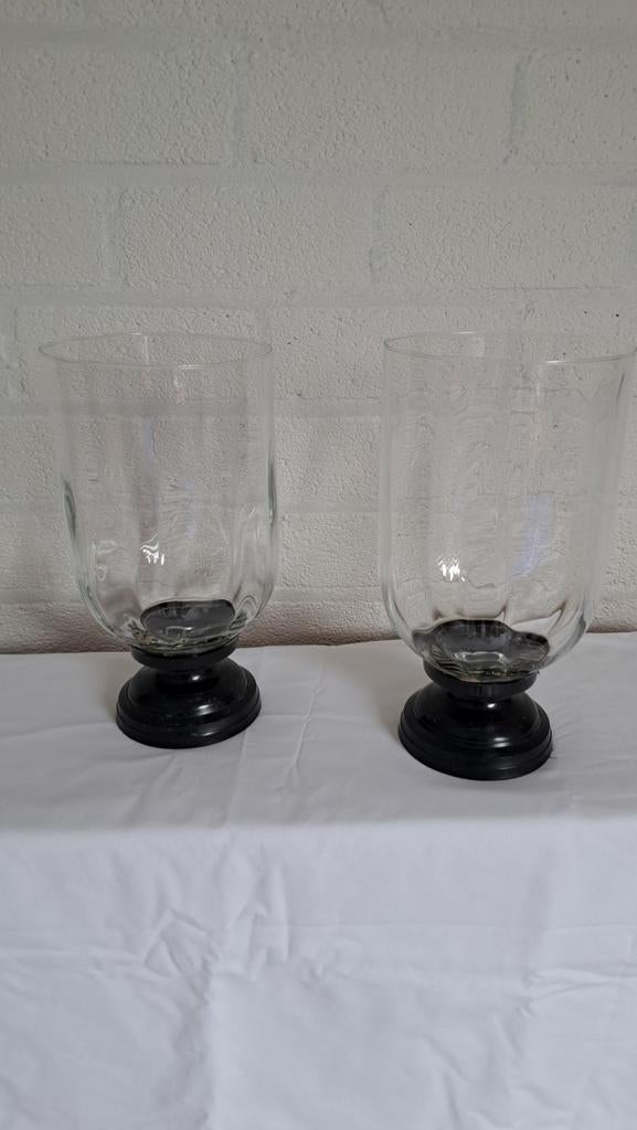 2 prachtige windlichten., Huis en Inrichting, Ophalen of Verzenden, Zo goed als nieuw, Overige materialen, 25 tot 50 cm