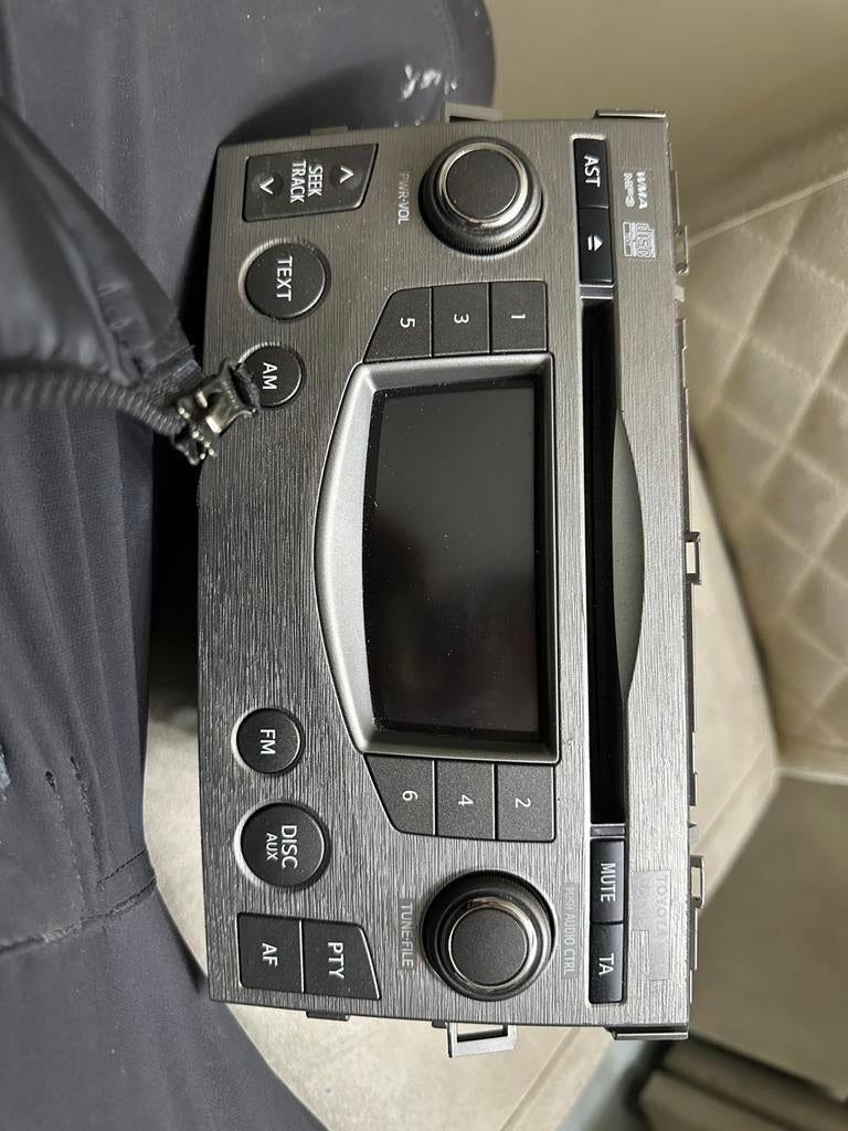 originele Ford radio, Auto diversen, Autoradio's, Ophalen of Verzenden, Zo goed als nieuw