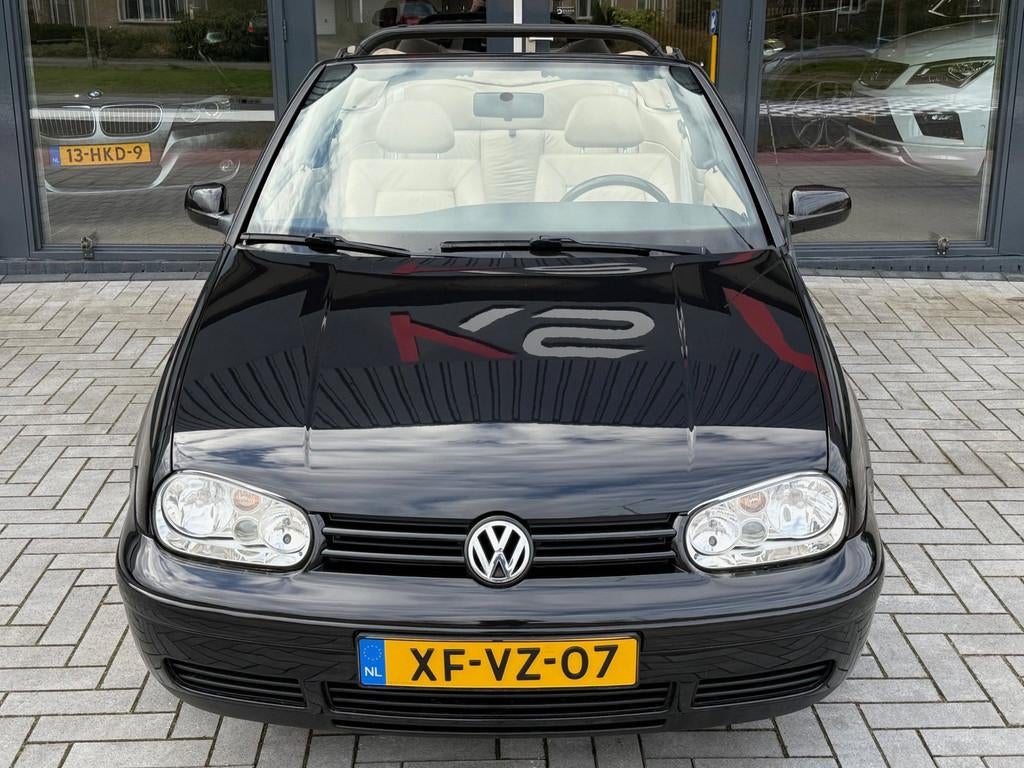 Volkswagen Golf Cabriolet 1.8 Highline Leder Nap Airco, Gebruikt, Beige, 4 cilinders, Cabriolet