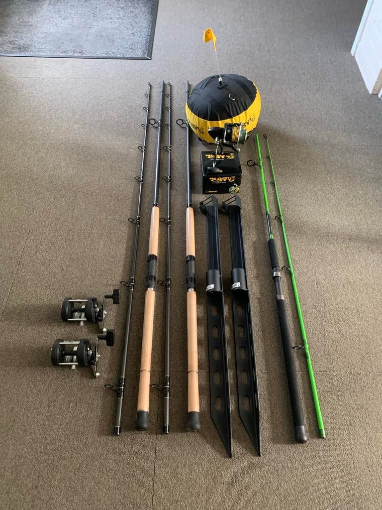 Complete meerval visset, Watersport en Boten, Ophalen, Zo goed als nieuw, Complete set