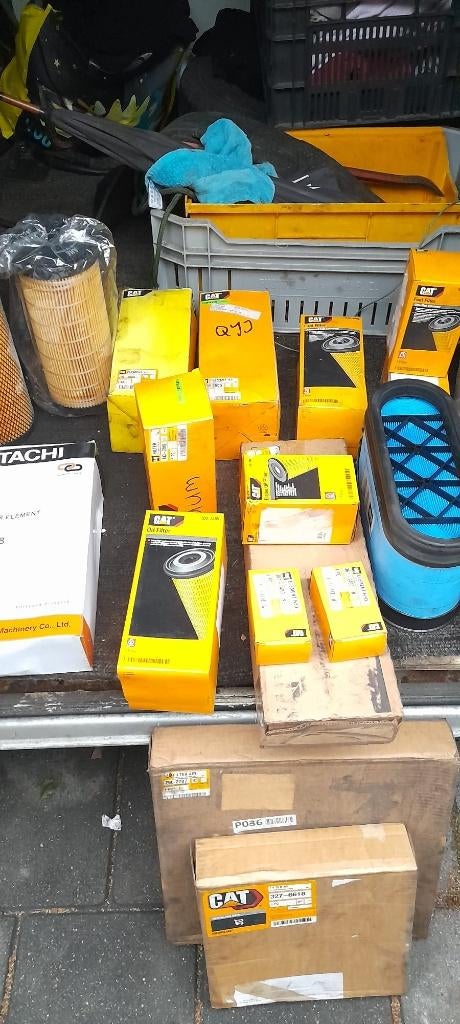115 Nieuwe Caterpillar filters, Zakelijke goederen, Machines en Bouw | Kranen en Graafmachines, Ophalen of Verzenden, Overige typen
