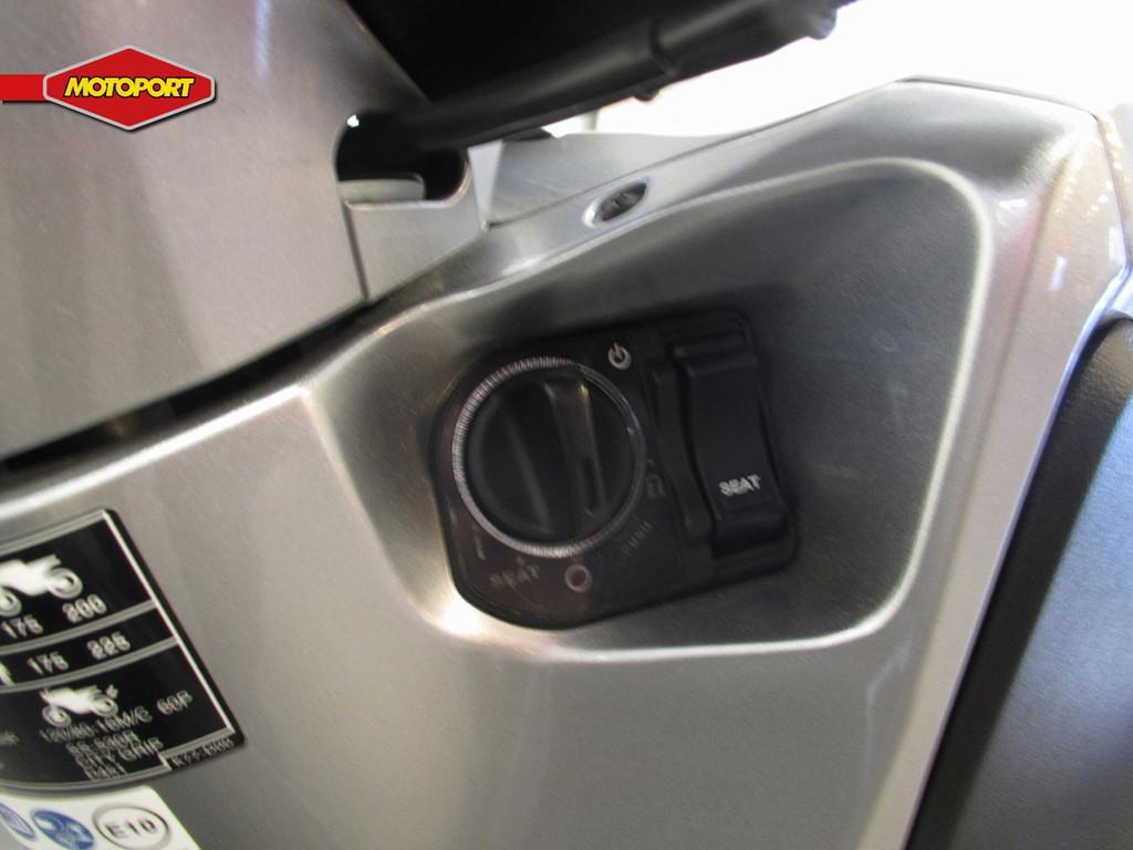 Honda SH 150I ABS (bj 2017) - foto 3