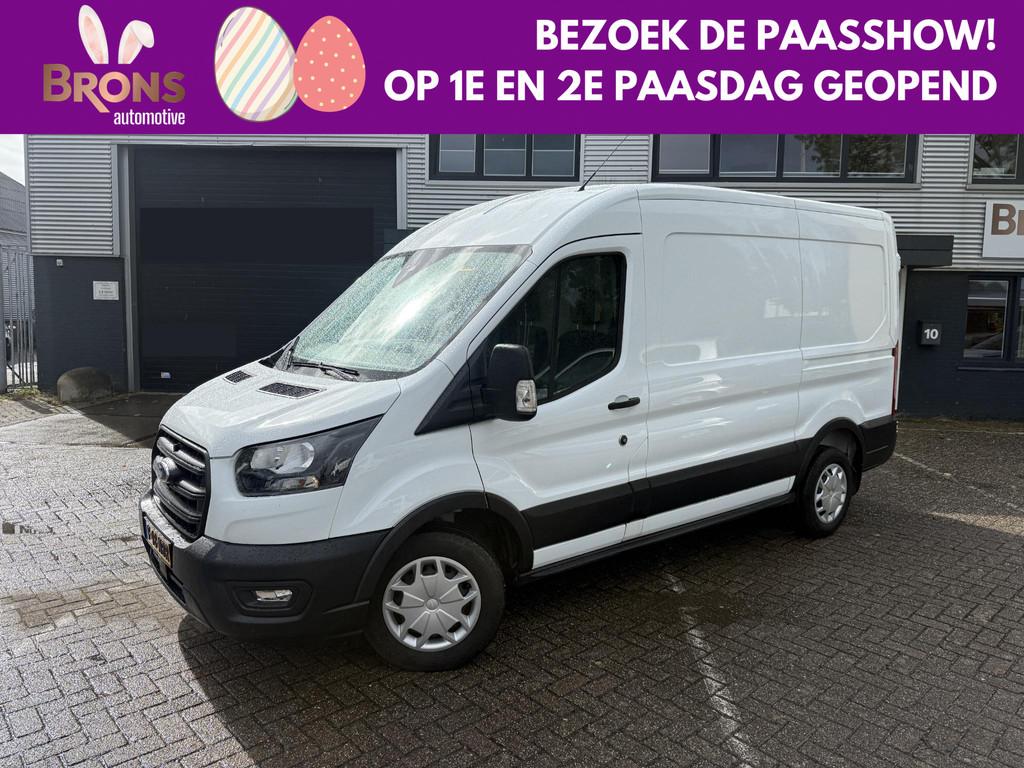 Ford Transit 310 2.0 TDCI L2H2 Trend Automaat l Camera, Auto's, Stof, 4 cilinders, 129 pk, 2065 kg