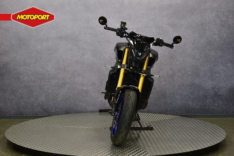 Yamaha MT 09 SP (bj 2021) - foto 3