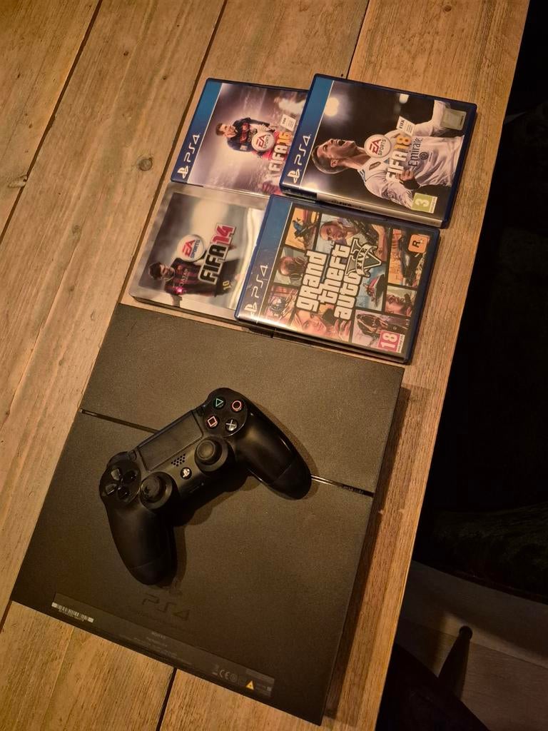 PS4 1TB met controller, FIFA en GTA V, Ophalen of Verzenden, Met 1 controller, Original