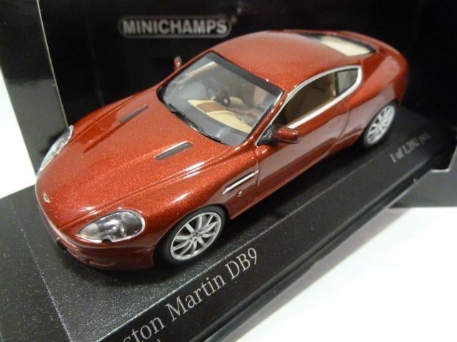Minichamps Aston Martin DB9 2009 Rood Metal. 1:43 400137340, Hobby en Vrije tijd, Modelauto's | 1:43, Ophalen of Verzenden, Nieuw