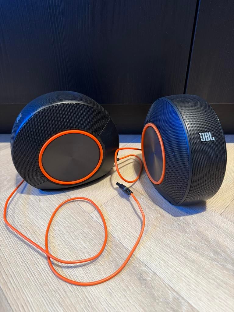 2st JBL speakersetje met usb aansluiting, Ophalen of Verzenden, Zo goed als nieuw