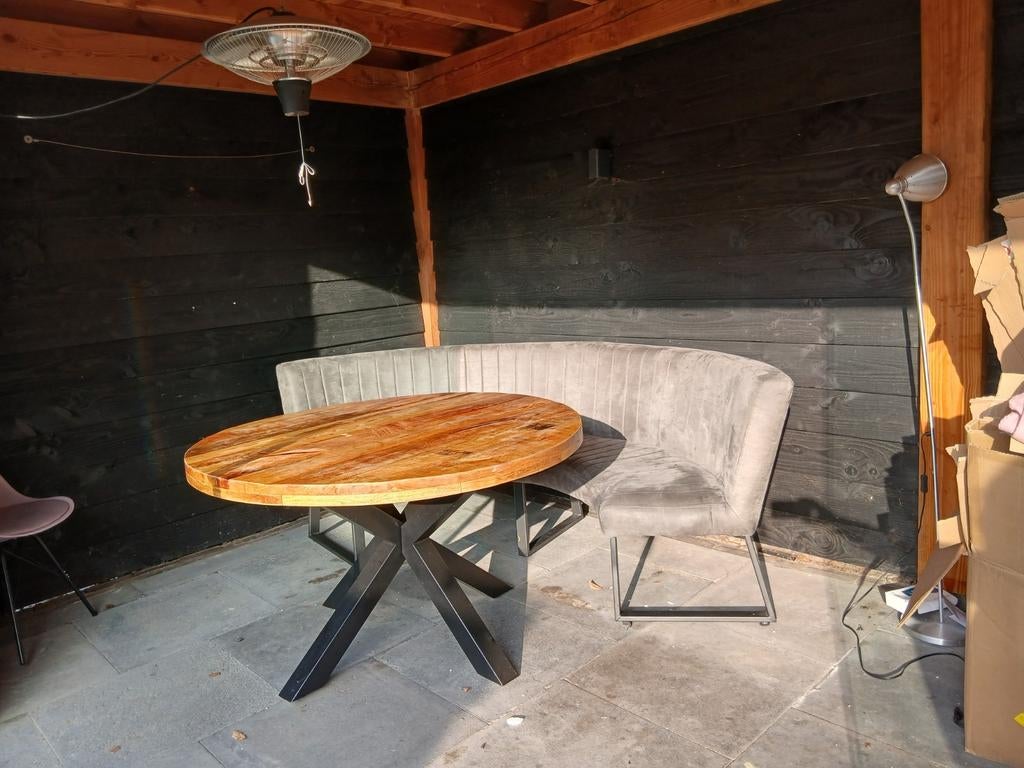 Eettafel, Huis en Inrichting, Tafels | Eettafels, Overige houtsoorten, Gebruikt, Ophalen of Verzenden, Ovaal