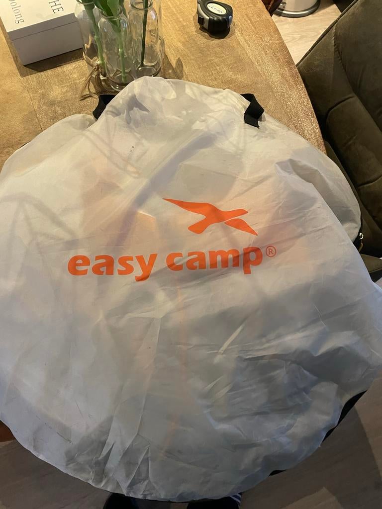 Easy Camp pop-up tent, Ophalen, Gebruikt, Tot en met 2