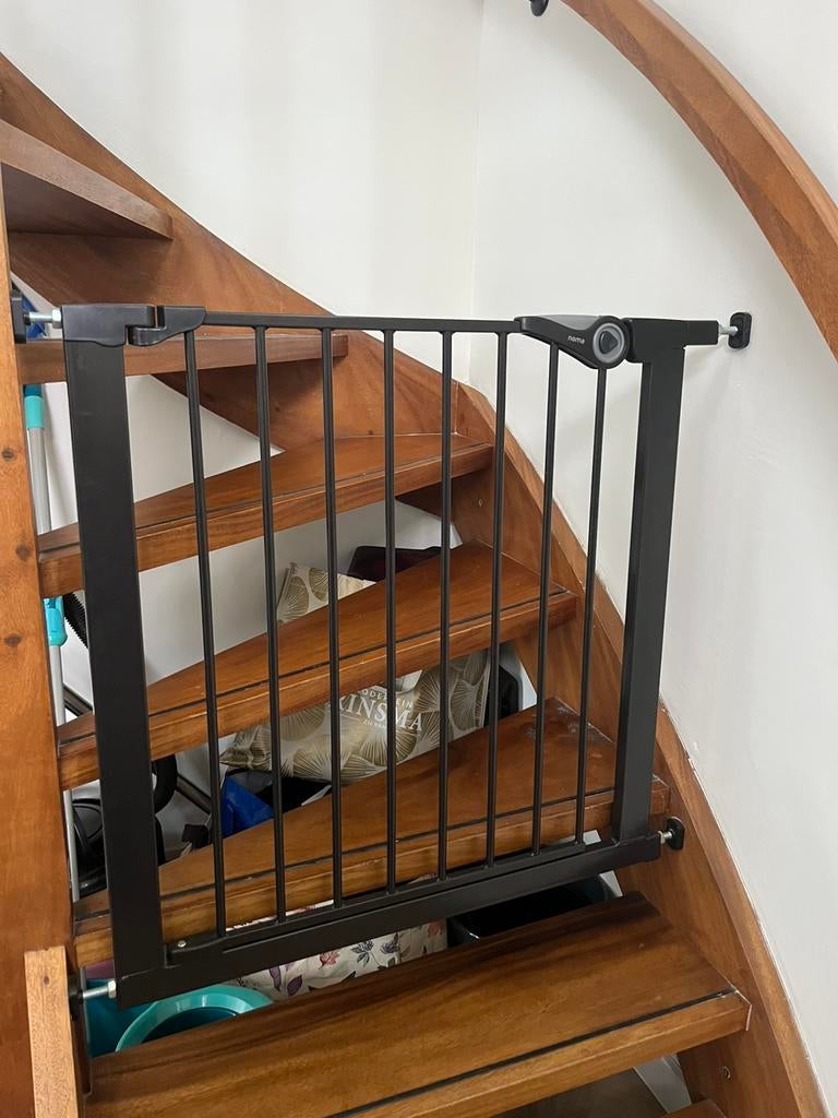 Noma traphekje, Ophalen, Zo goed als nieuw, Klemhekje, Metaal of IJzer