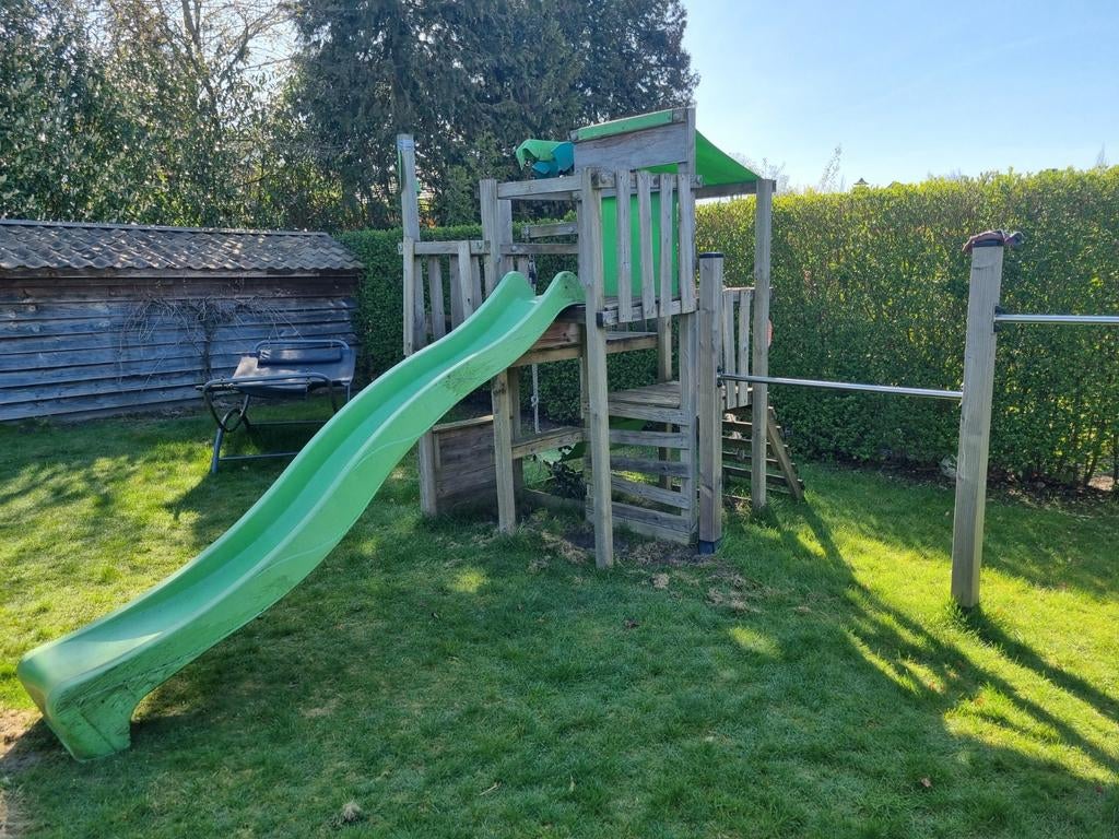 Speeltoestel klimtoestel met glijbaan, Kinderen en Baby's, Speelgoed | Buiten | Speeltoestellen, Ophalen, Gebruikt, Glijbaan