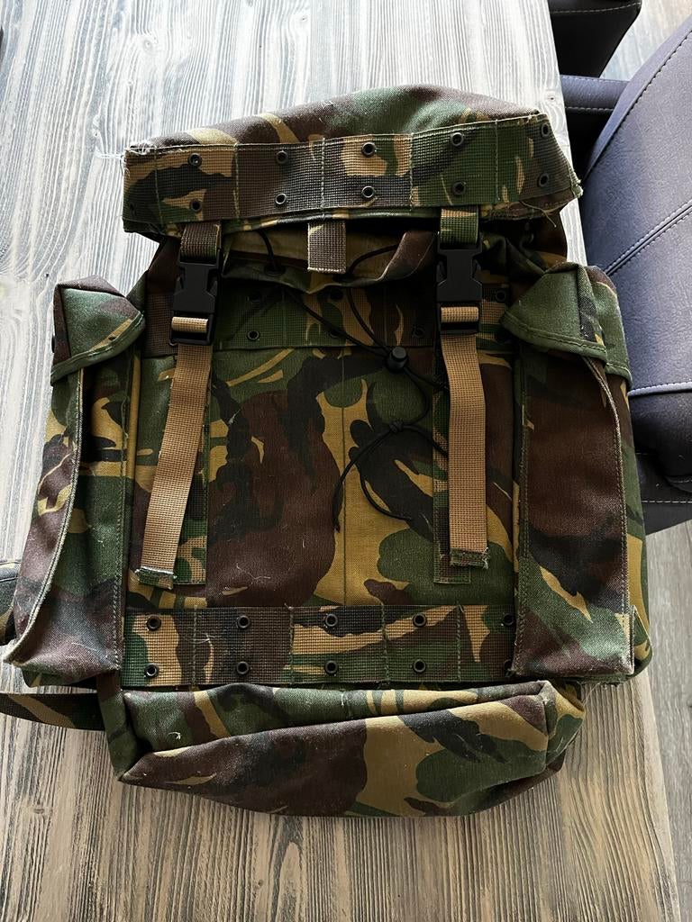 KL NL leger rugzak (origineel), Sieraden, Tassen en Uiterlijk, Gebruikt, 25 tot 40 cm, Ophalen of Verzenden, Trekking